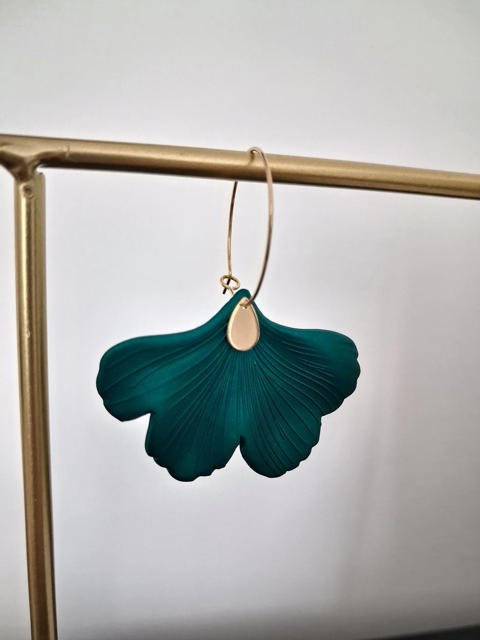 Pendientes verde iridiscente – photo 3